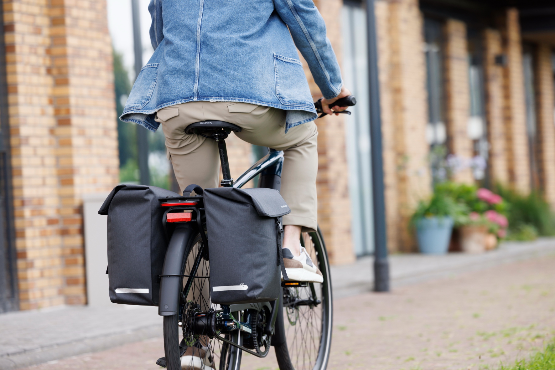 Podwójna sakwa rowerowa New Looxs Hamar Double 38L MIK 2.0